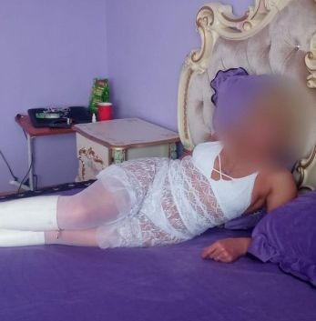 В моих услугах вам доступно всё самое лучшее: эксперименты, массаж, стриптиз и многое другое. Я знаю, какие кнопочки нужно нажать, чтобы вы сгорали от желания. Фото 100% мои, возможны выезды, а также интимные встречи в уютной обстановке. Мои клиенты остаются довольными и всегда возвращаются ко мне снова. Жду тебя, чтобы наша встреча стала незабываемой! 💋 Юлия